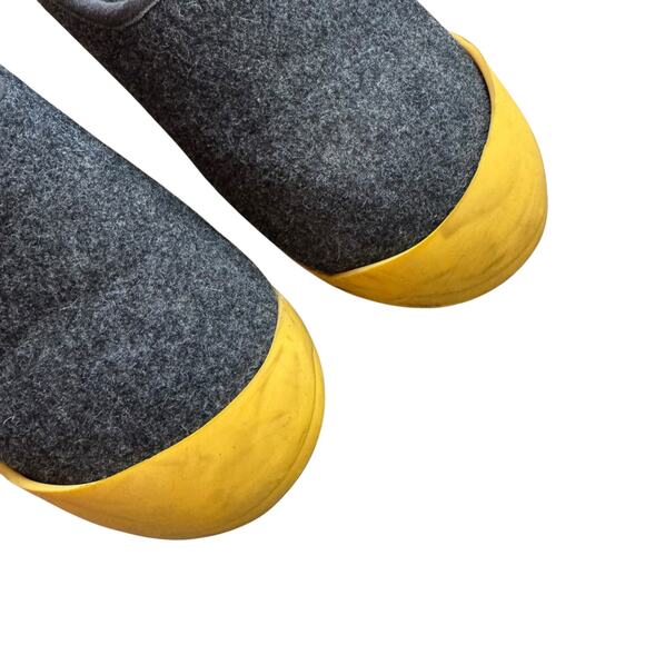 MAHABIS Classic Slip on Shoes with Yellow & Blue Bottoms Size EU 40/9 - Picture 4 of 8